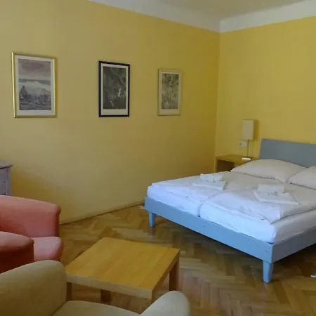 Konselsky Senk Vendégház 3*